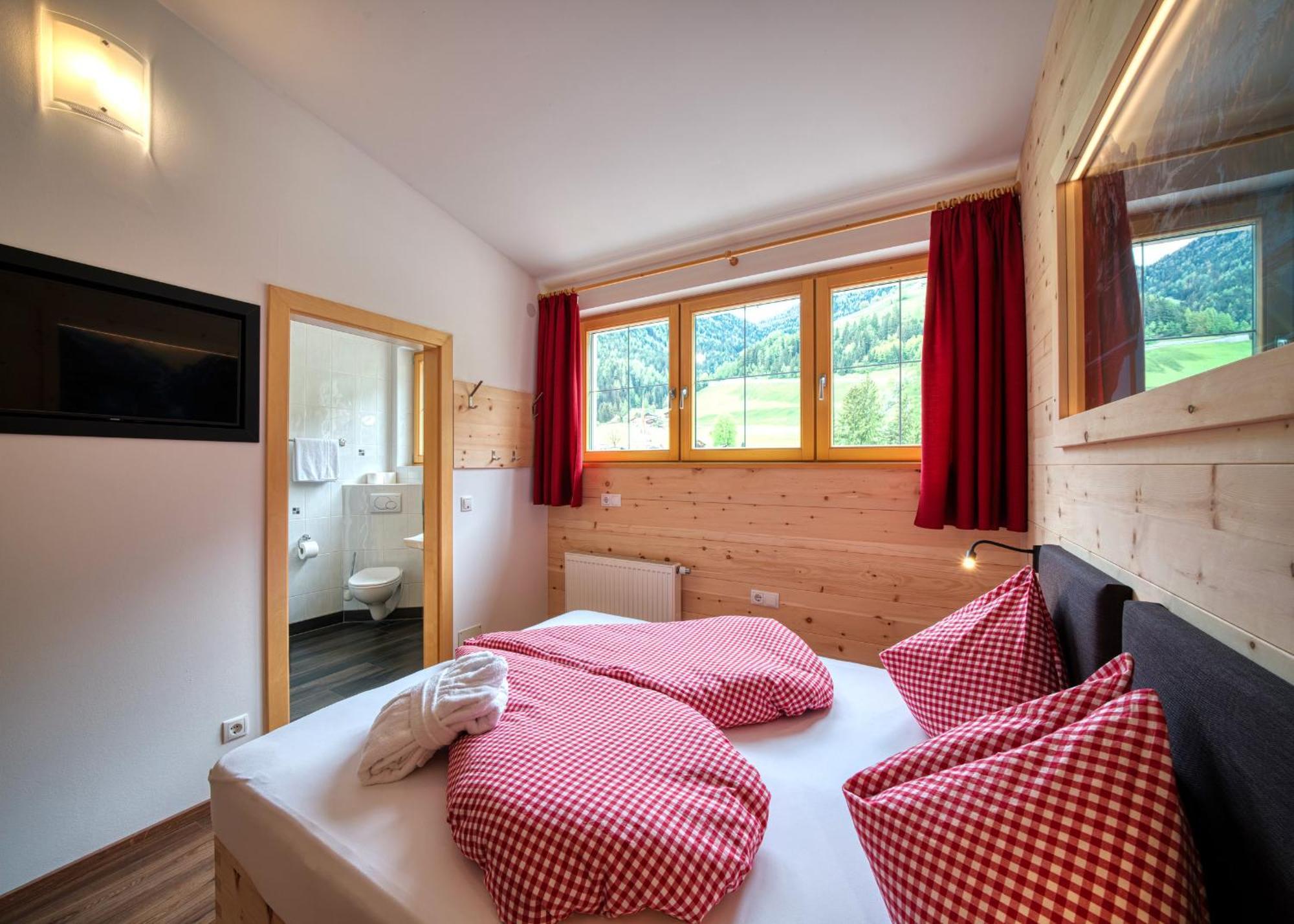Hotel Appartement Haus Gitschberg Vandoies Esterno foto